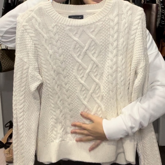 Abercrombie & Fitch White Cable Knit Sweater - Picture 5 of 7